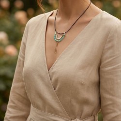 Κολιέ Elegant ημικύκλιο, με χάντρες και ευθεία (Ε379)